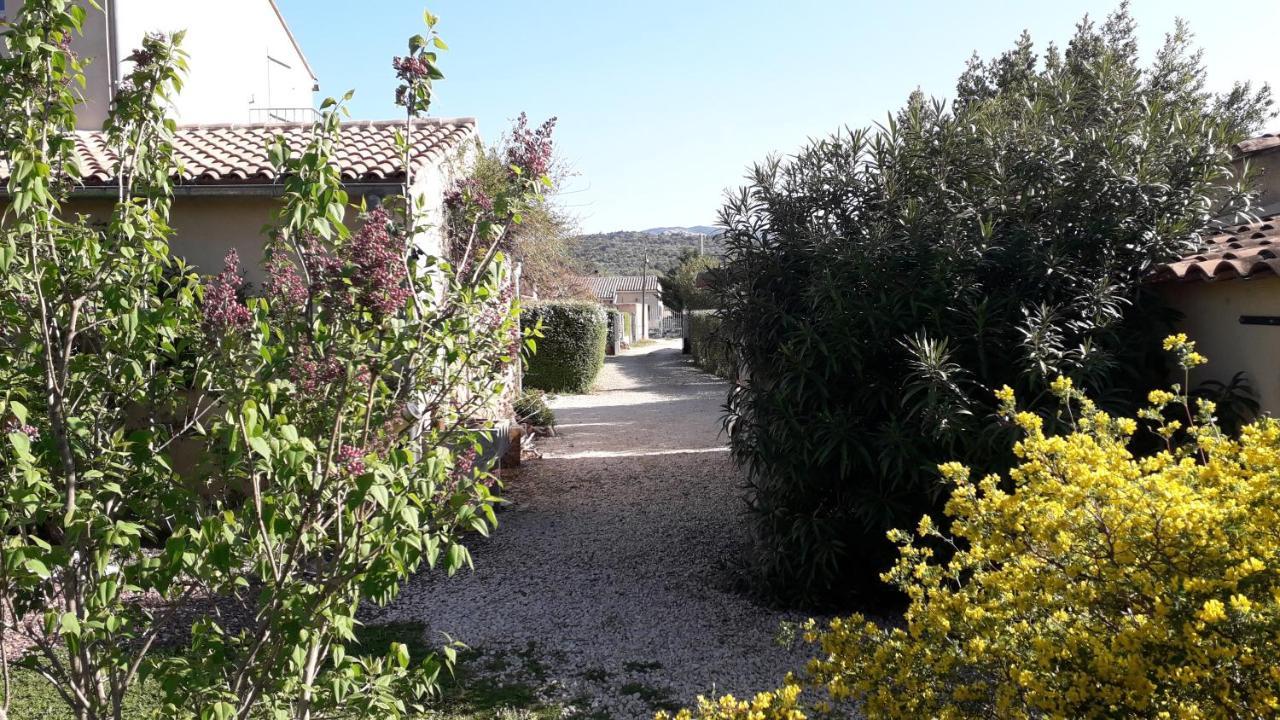 Un Petit Coin De Paradis Modene Exteriör bild